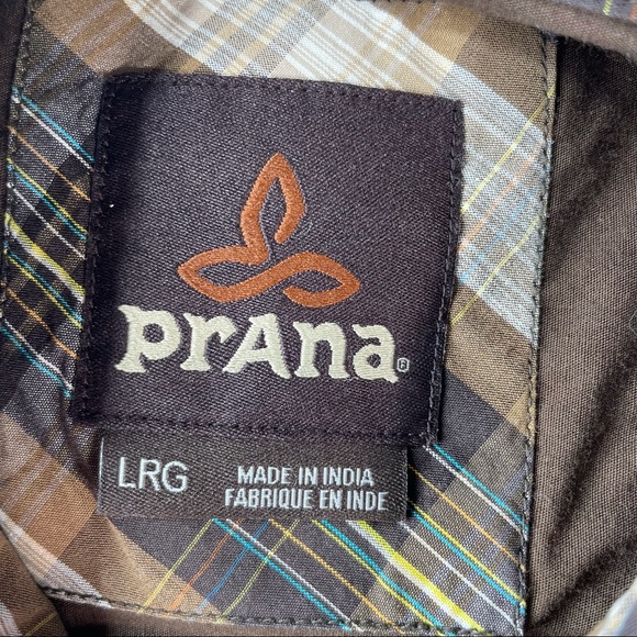 prAna Short Sleeve Button Down Shirt in Large - Picture 12 of 13
